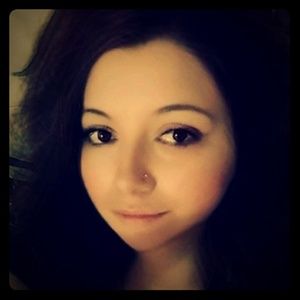 Meet your Posher, Brittney